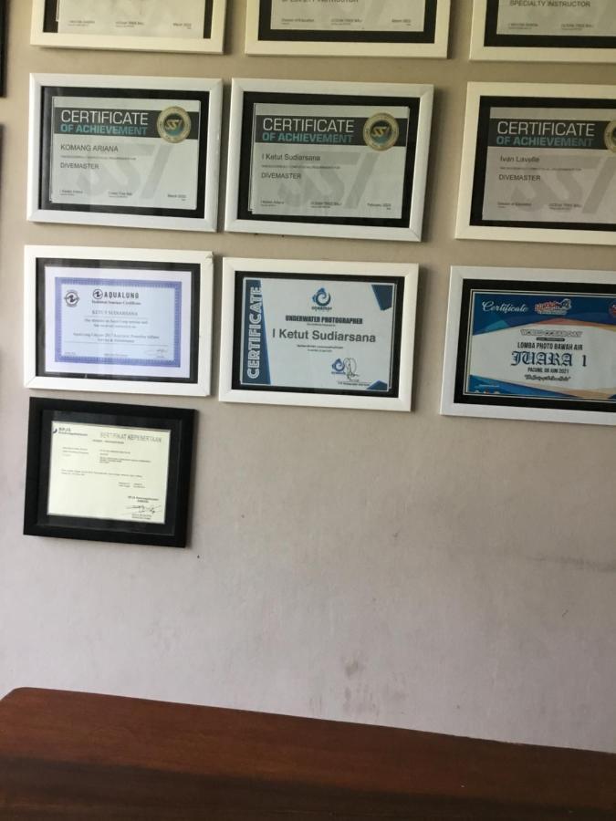 Blue Waves Hostel Amed Ambat エクステリア 写真